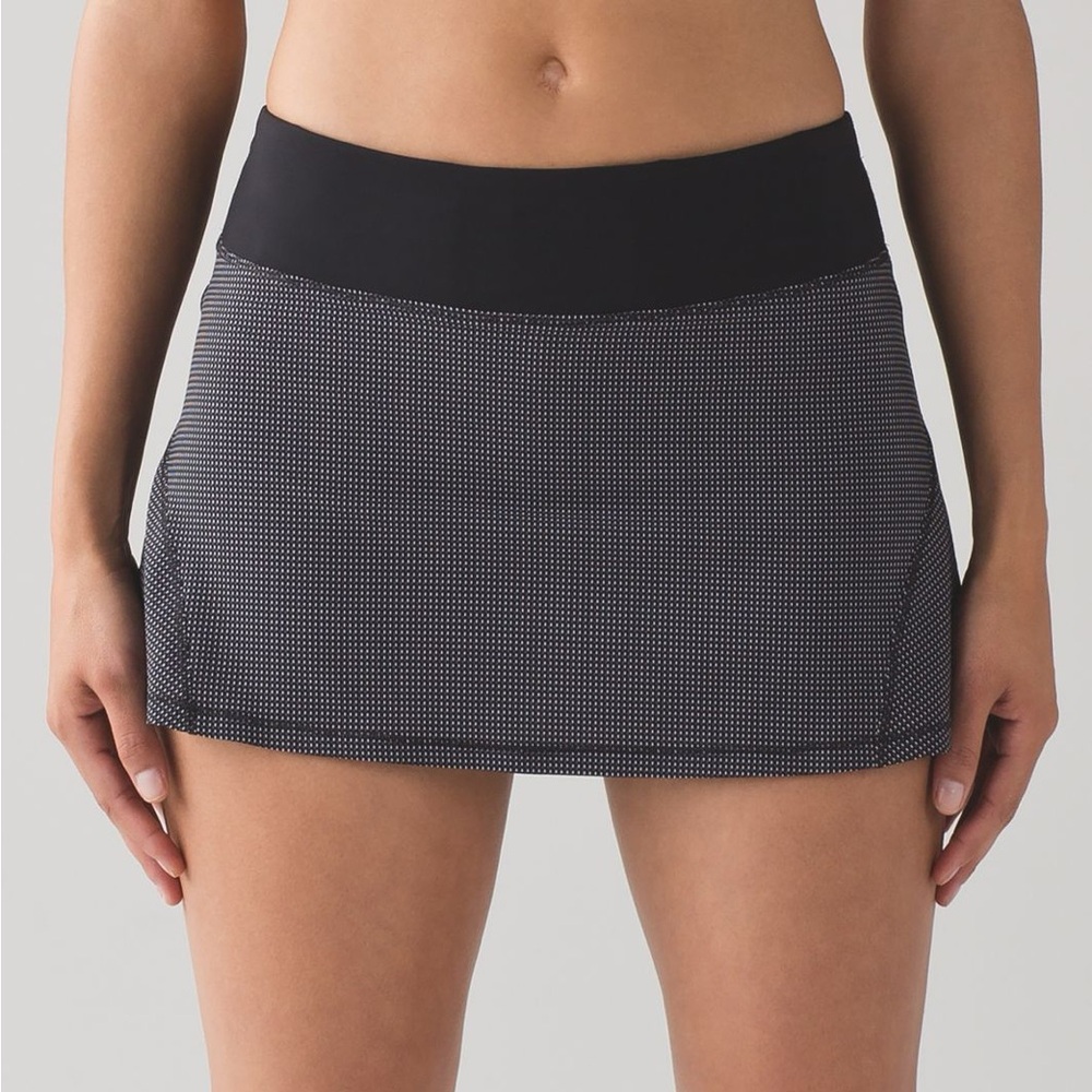 Lululemon Circuit Breaker Skirt (Tall) (15")